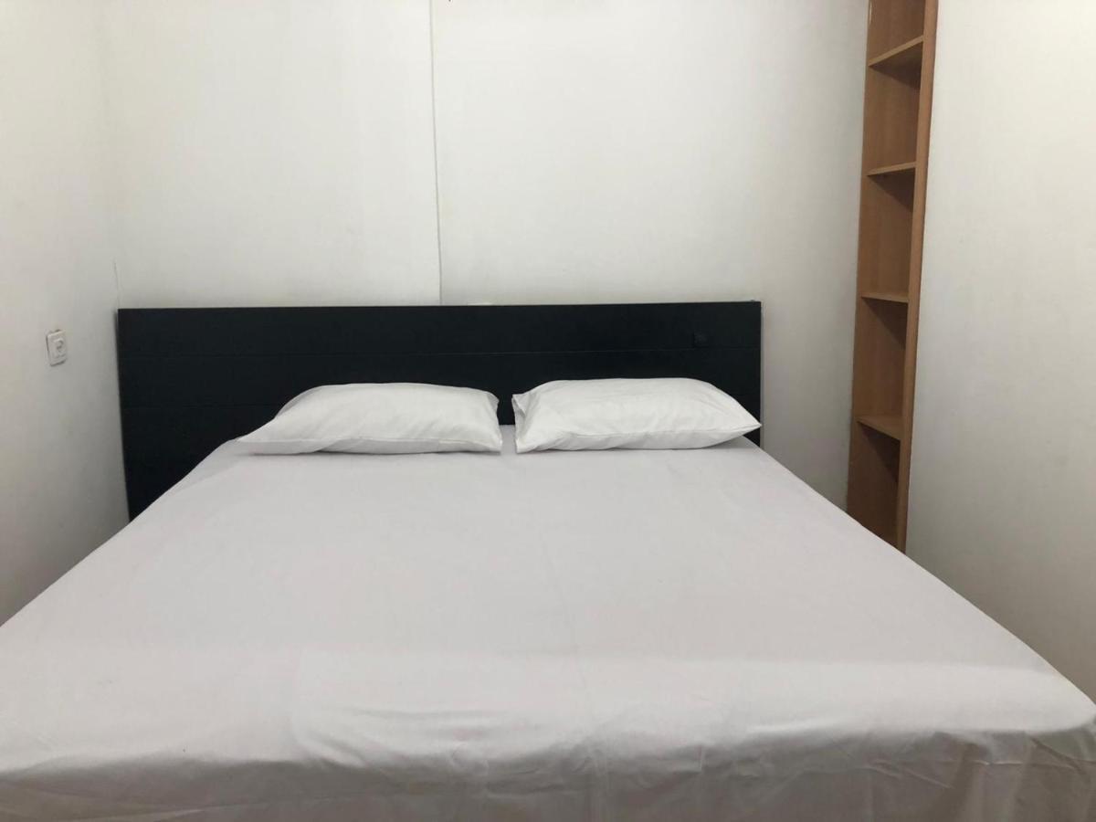 Hotel Star Guest- House Or Yehuda Esterno foto