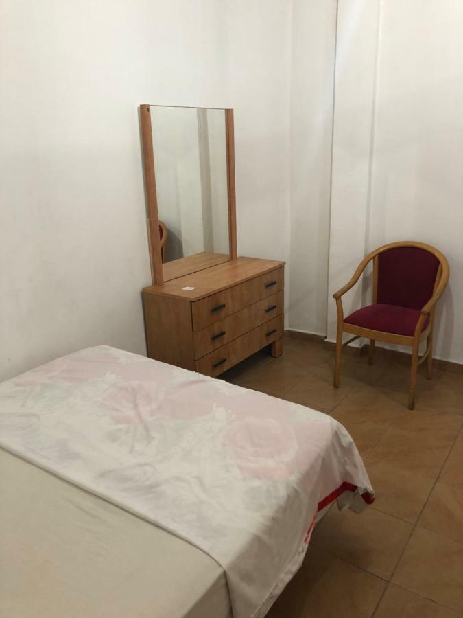 Hotel Star Guest- House Or Yehuda Esterno foto