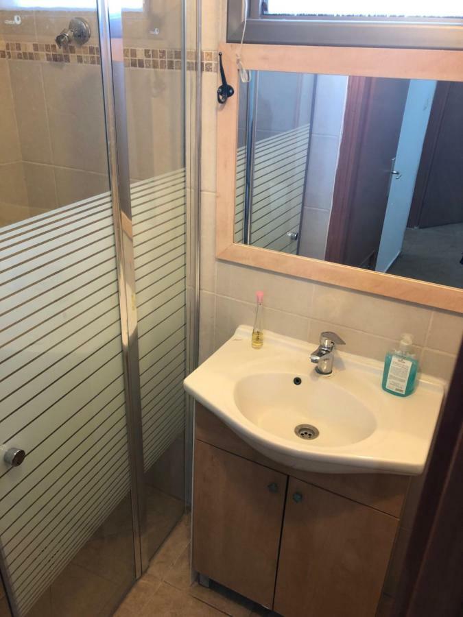 Hotel Star Guest- House Or Yehuda Esterno foto