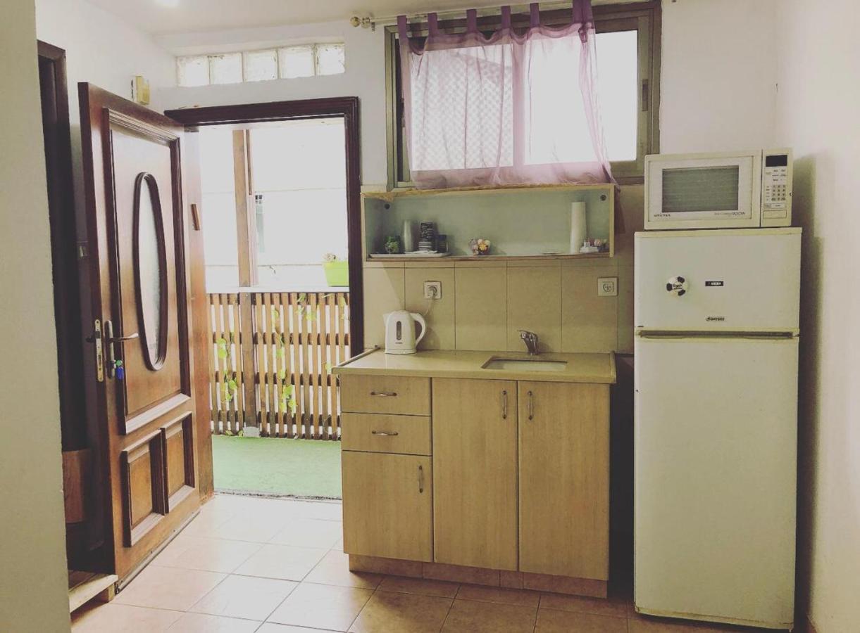 Hotel Star Guest- House Or Yehuda Esterno foto